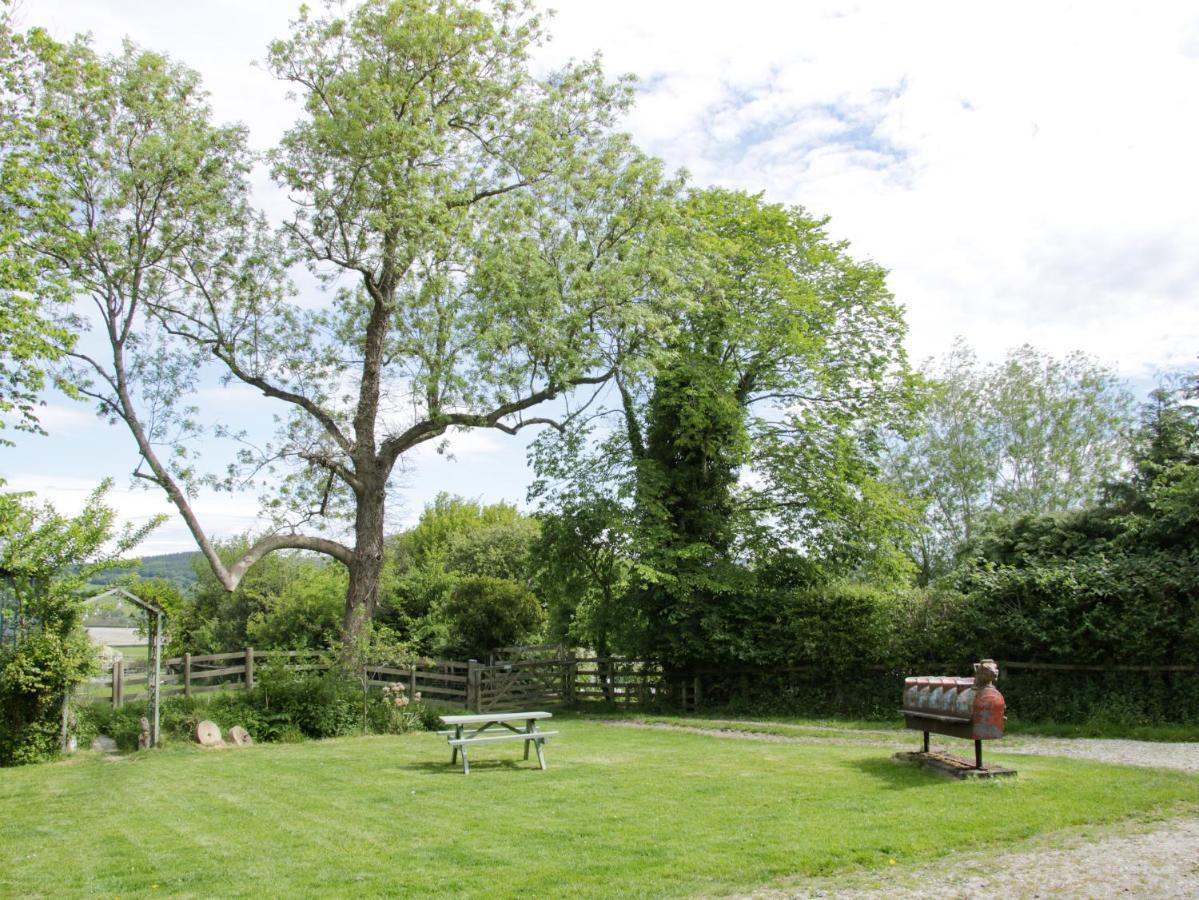 Broughton Stables Vila Montgomery Exterior foto